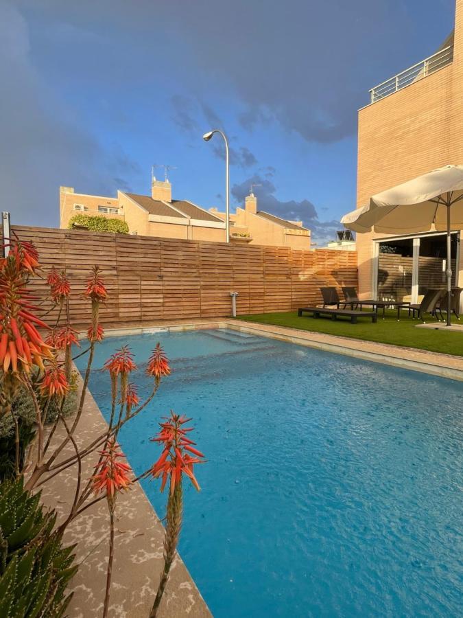 Valdevebas Chalet Con Piscina Madrid Exterior photo